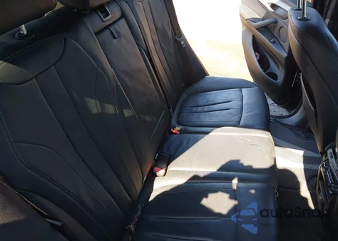 2017 BMW X5 xDrive35I z USA, uszkodzony, nr VIN 5UXKR0C33H0V80097